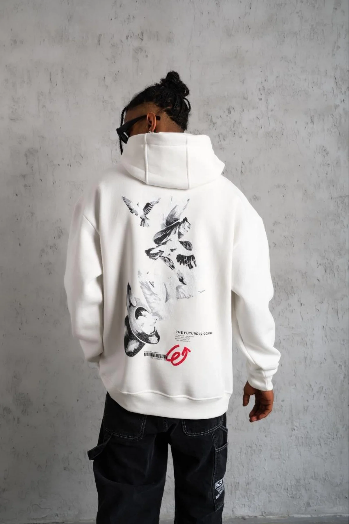 Adventure Unlimited Oversize Hoodie – Beyaz